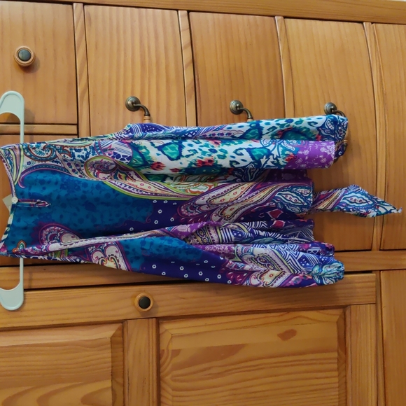 Chico's open shoulder 3/4 sleeve blouse sz 2 (L) - Picture 3 of 7